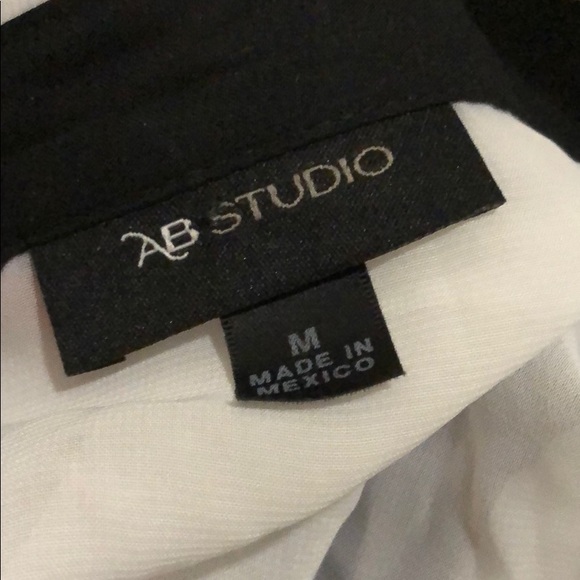 Button up blouse - Picture 3 of 4